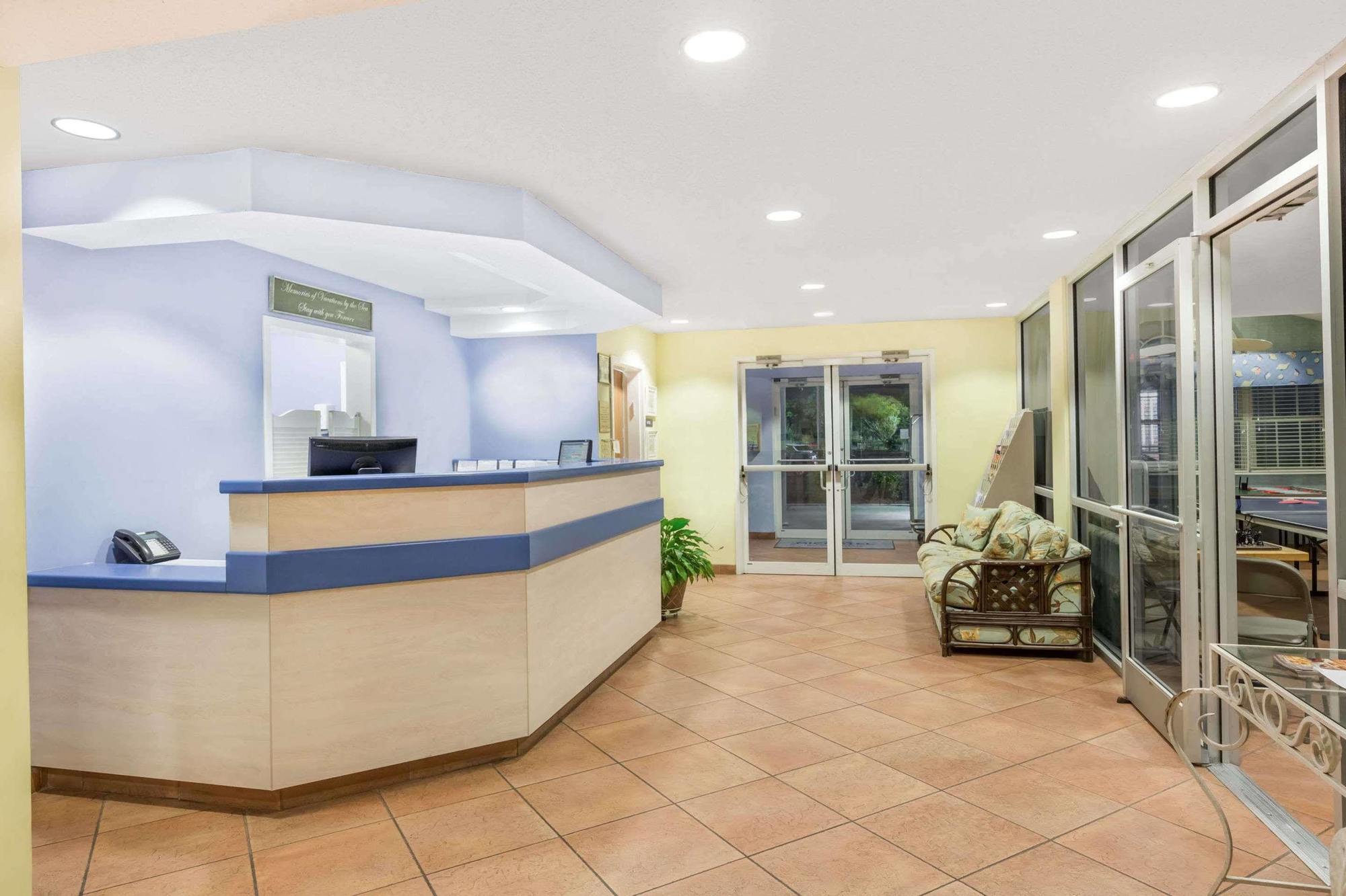 Microtel Inn & Suites By Wyndham Кароліна-Біч Екстер'єр фото