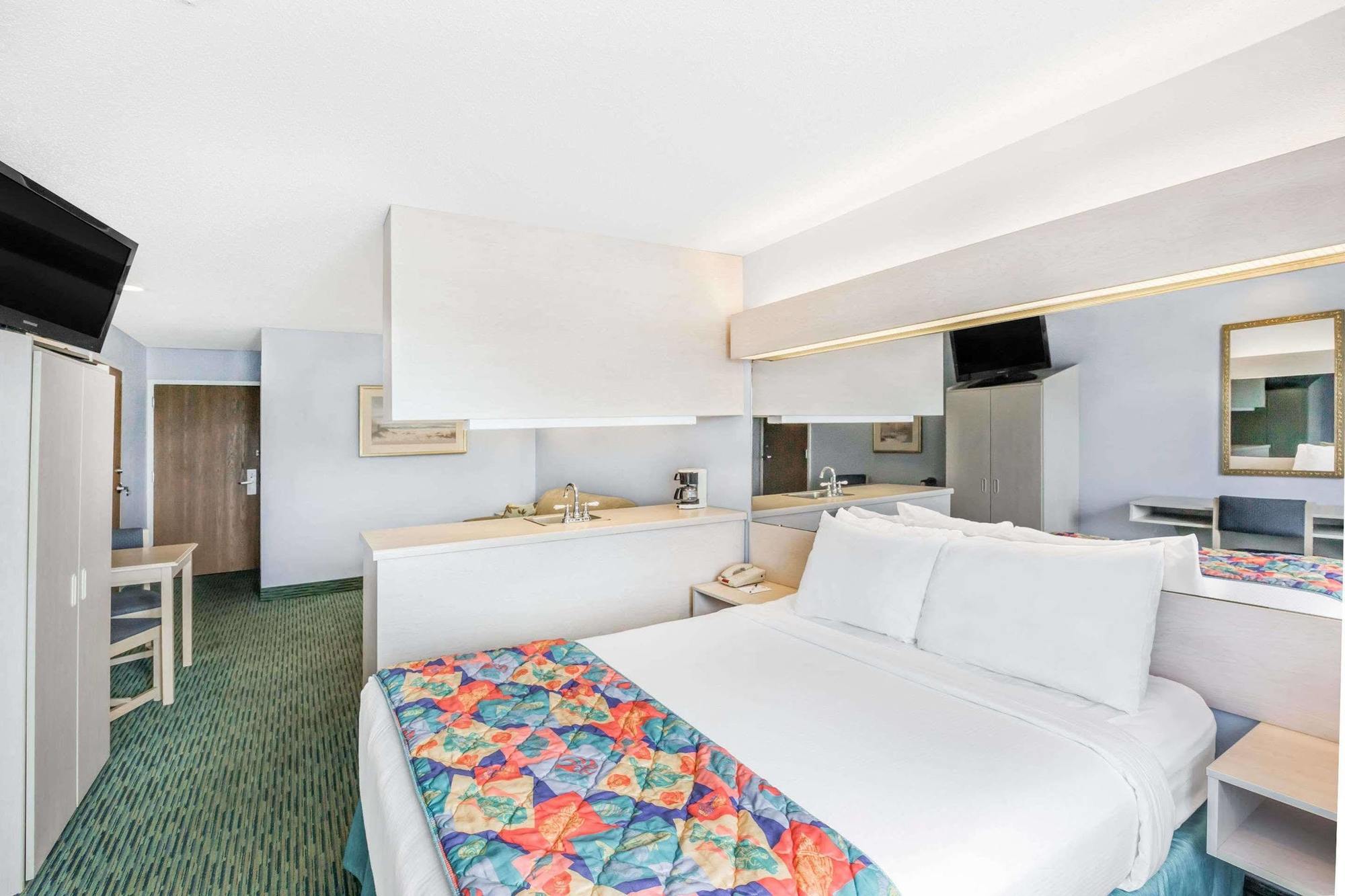 Microtel Inn & Suites By Wyndham Кароліна-Біч Екстер'єр фото