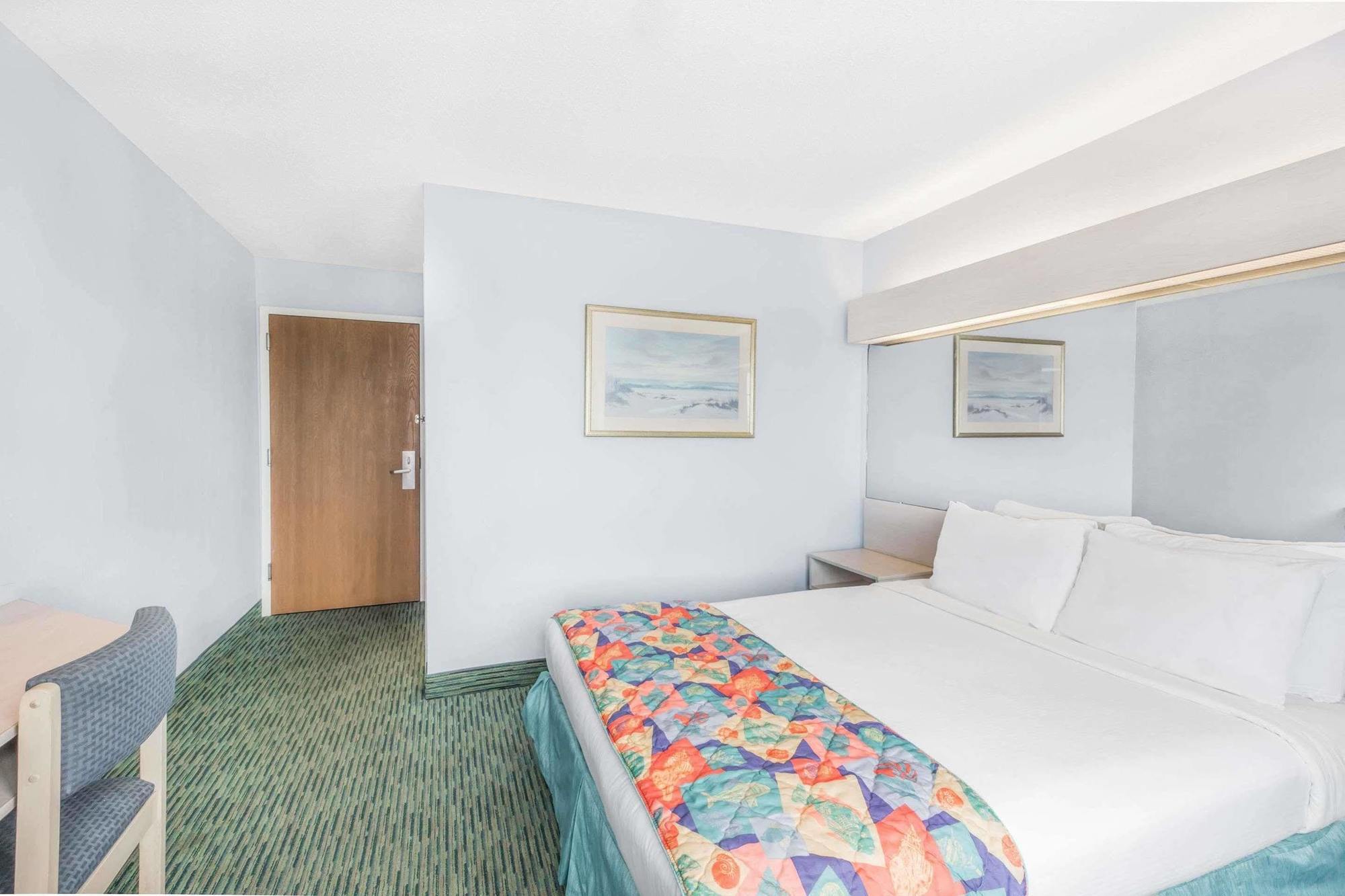 Microtel Inn & Suites By Wyndham Кароліна-Біч Екстер'єр фото