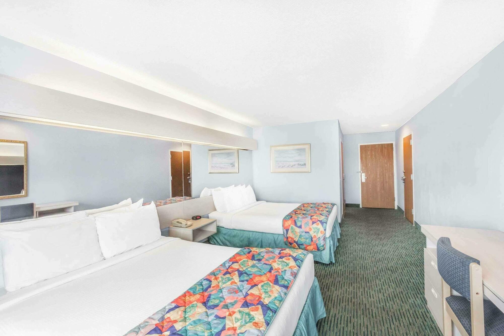 Microtel Inn & Suites By Wyndham Кароліна-Біч Екстер'єр фото